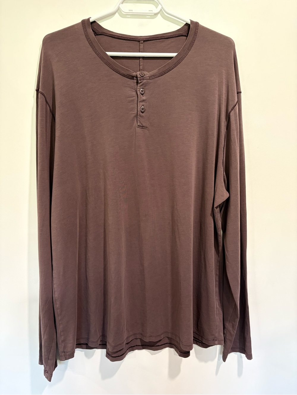 lululemon Men’s XXL Soft Jersey Long-Sleeve Henley Brown